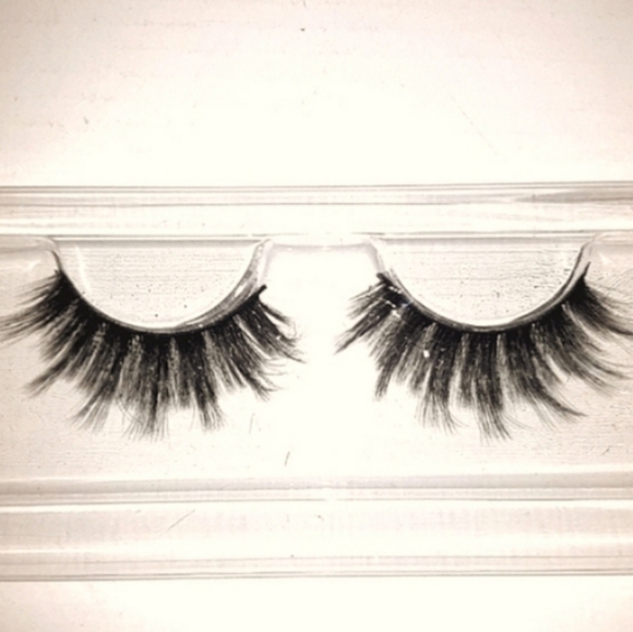 (2) 3D Faux Mink Lashes kit - Picture 4 of 4